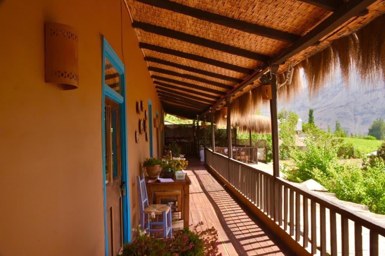 Bed and Breakfast Refugio Misterios Del Elqui Pisco Elqui Exterior foto